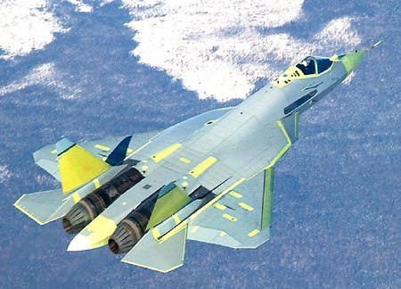 Российский истребитель ПАК ФА поступит на вооружение в 2016 году