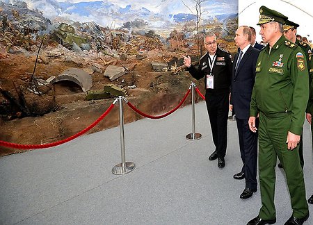 Путин: Российское оружие и боевая техника остаются весьма востребованными за рубежом
