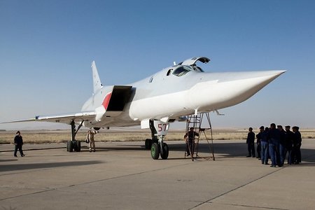 Иран предоставил аэродром российским ракетоносцам Ту-22М3