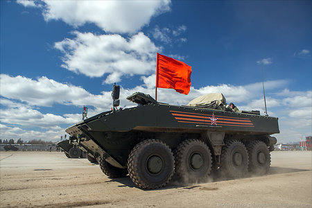 Колёсный танк сделают на платформе «Бумеранг»