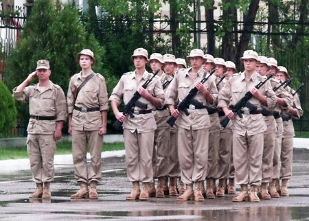 Военные Московского гарнизона оденутся по-летнему