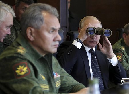 Путин увидел МиГ-31 с «Кинжалом»