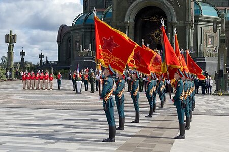 Музеи юга России получили 15 исторических знамён