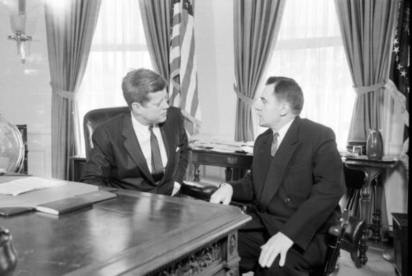Президент США Джон Кеннеди с министром иностранных дел СССР Андреем Громыко