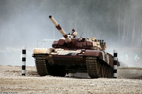 Танк Т-72Б. Финал российского этапа Танкового биатлона 2014