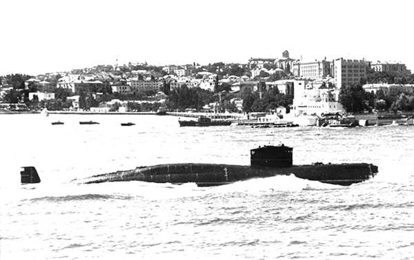 ПЛ-мишень проекта 690 BRAVO ВМФ СССР, Севастополь, 1974 год