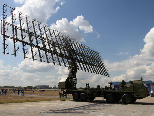 Метровый модуль РЛС РЛМ-М комплекса РЛС55Ж6МЕ «Небо-МЕ», Раменское, 2012 год
