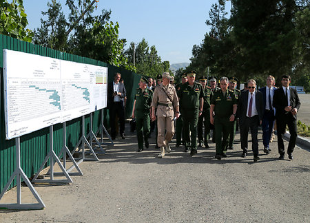 Шойгу: Россия и Таджикистан скорректируют планы сотрудничества в военной сфере