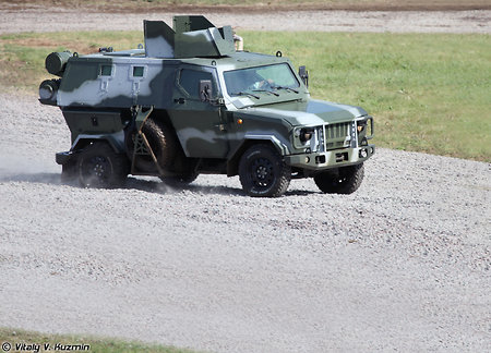Сухопутные войска получат штурмовые бронеавтомобили «Скорпион»