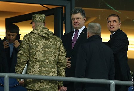 Президент Украины обвинил Россию в невыполнении Минских соглашений