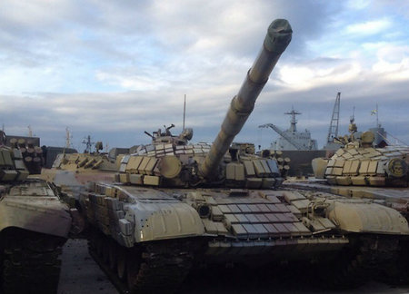 Фотографии ​новой партии танков для Сирии ​появились в соцсетях