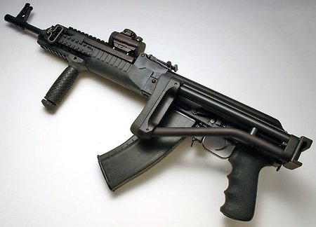 Пистолет «Витязь», винтовку Драгунова, снаряды «Краснополь» представили на выставке в Таиланде