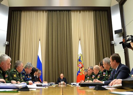 Путин: Россия не будет участвовать в гонке вооружений, но наверстает упущенное в 90-х