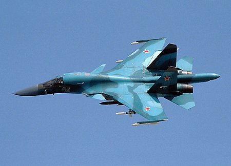Новый самолет Су-34 улетел на базу в Ростовскую область