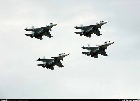 Новые истребители Су-30СМ сменят Су-27 в авиаполку в Ростовской области