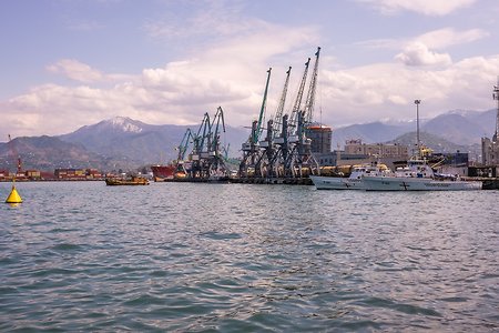  Корабли НАТО вошли в порт Батуми