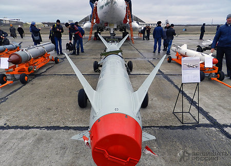 «Морские» самолеты в Крыму: что сейчас стоит на аэродроме в Саках