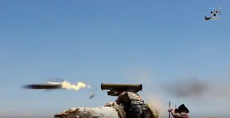 Боевики ИГ подбили турецкие гаубицы советским «Метисом» (видео)