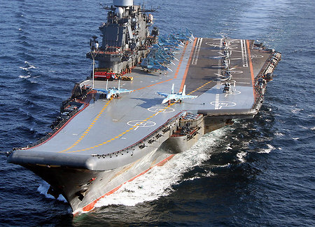 Авианосец «Адмирал Кузнецов» начал «наращивать крылья»
