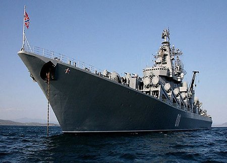 Ракетный крейсер «Варяг» вернулся на базу из девятимесячного похода