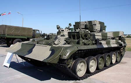 Военные закупили 18 ремонтных бронемашин БРЭМ-1М
