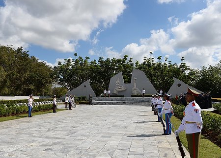Моряки Балтфлота почтили память советских воинов на Кубе