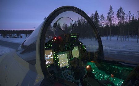 Пилоты истребителей Т-50 получат «умные» кресла