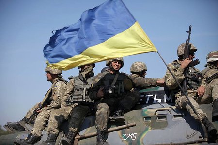 На востоке Украины думают ввести «гибридное военное положение»