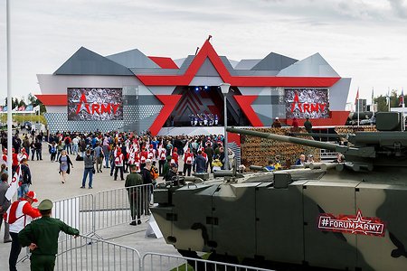 Форум «Армия-2017»: более 700 тысяч посетителей, 170 млрд рублей контрактов