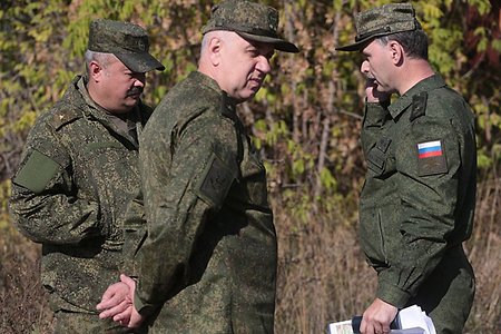 Российских офицеров выведут с Украины