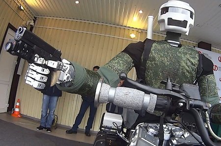Группировки боевых роботов появятся в войсках 