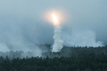 Российские военные запустили ракеты-«невидимки»