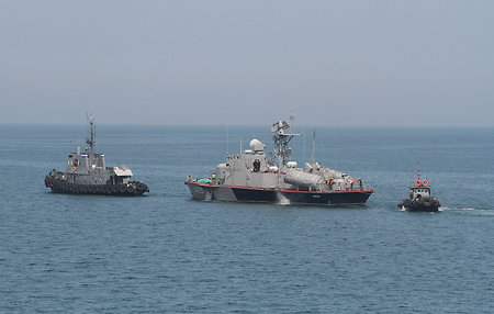 Погранслужба России задержала три украинских судна
