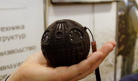 Костюмы сапёров оснастят «шариковыми» роботами
