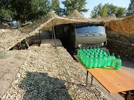 Военные выпускают в Тулуне питьевую воду в бутылках