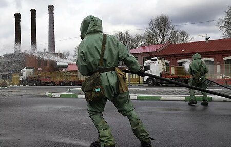 Военные впервые обеззаразят объекты в Москве