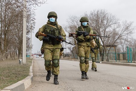 Власти Москвы не считают нужным вводить в неё войска