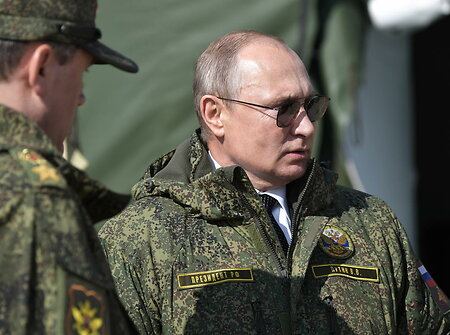 Путин не гонится за генеральским званием