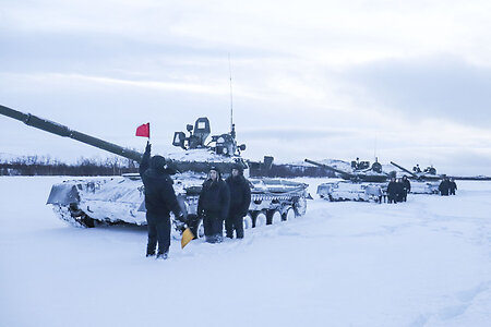 «Арктические» танки Севфлота проедут по Москве