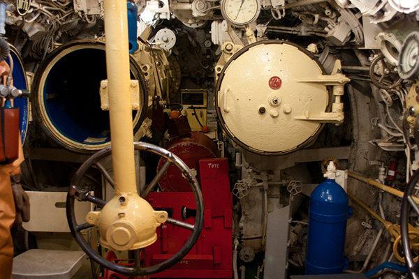 Торпедные аппараты музейной подводной лодки проекта 613 в Санкт-Петербурге